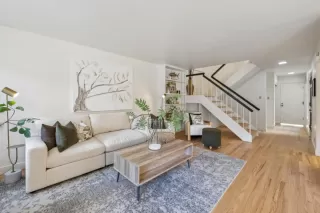 Photo #5: ML82041517 Listing 