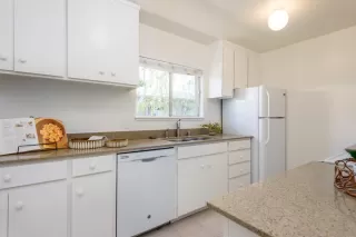 Photo #6: ML82041565 Listing 