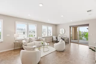 Photo #2: ML82041568 Listing 