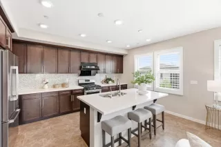 Photo #6: ML82041568 Listing 