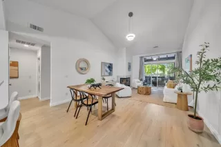 Photo #4: ML82041583 Listing