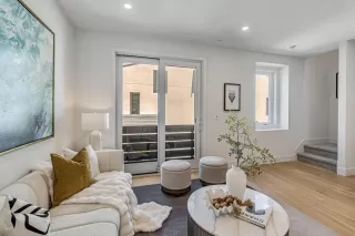 Photo #3: ML82041639 Listing 