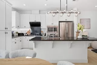 Photo #6: ML82041678 Listing 