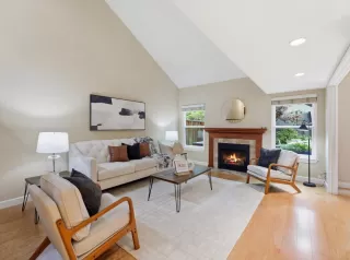 Photo #6: ML82041685 Listing