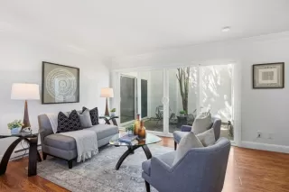 Photo #4: ML82041706 Listing 