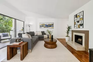 Photo #2: ML82041771 Listing 