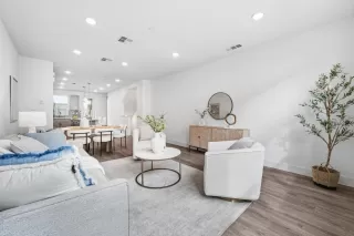 Photo #4: ML82041784 Listing