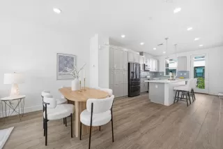 Photo #6: ML82041784 Listing