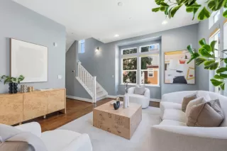 Photo #4: ML82041845 Listing 