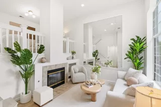 Photo #4: ML82041847 Listing 