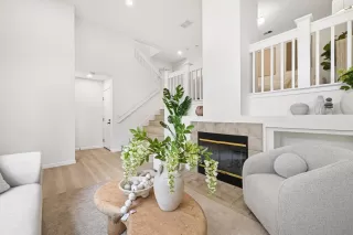 Photo #6: ML82041847 Listing 