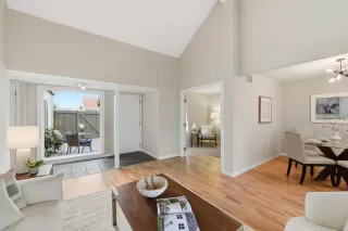 Photo #5: ML82041857 Listing 