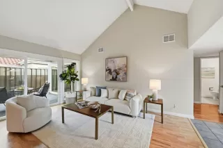 Photo #6: ML82041857 Listing 