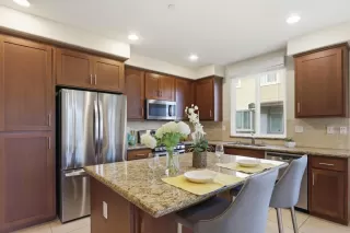 Photo #4: ML82041866 Listing 