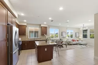 Photo #6: ML82041866 Listing 