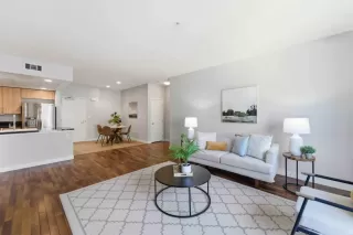 Photo #5: ML82041930 Listing 