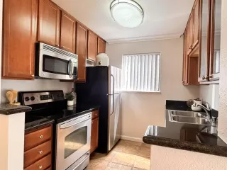 Photo #4: ML82041959 Listing 