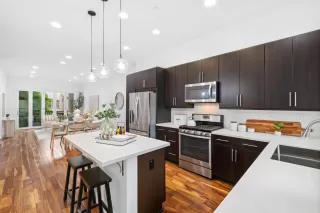 Photo #6: ML82041990 Listing 