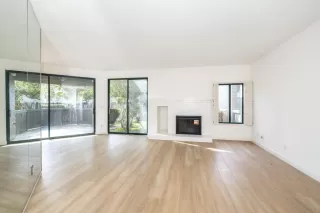 Photo #5: ML82041996 Listing 