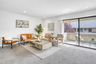 Photo #4: ML82042004 Listing 