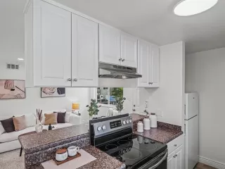 Photo #4: ML82042023 Listing 