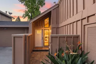 Photo #3: ML82042030 Listing 