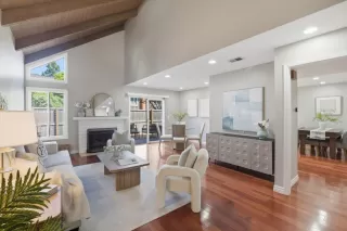 Photo #5: ML82042030 Listing 