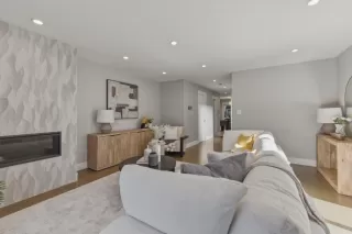 Photo #4: ML82042033 Listing 