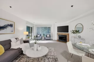 Photo #2: ML82042050 Listing