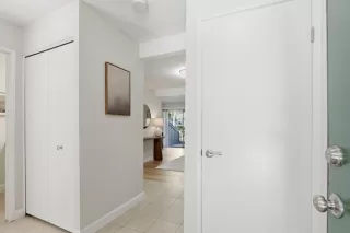 Photo #6: ML82042052 Listing 