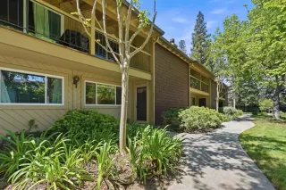 Photo #4: ML82042053 Listing 