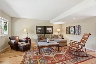 Photo #6: ML82042053 Listing 