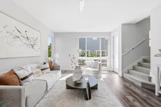 Photo #6: ML82042092 Listing 