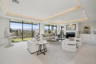 Photo #1: ML82042104 Listing 