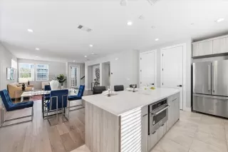 Photo #6: ML82042112 Listing 