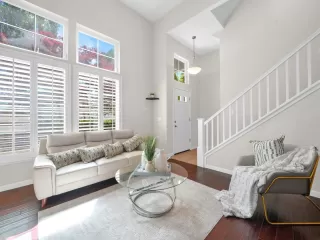 Photo #5: ML82042156 Listing