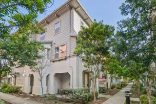 Photo #4: ML82042166 Listing 