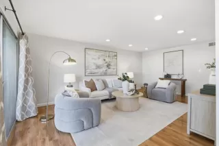 Photo #4: ML82042172 Listing 