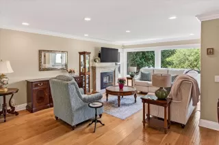 Photo #4: ML82042190 Listing