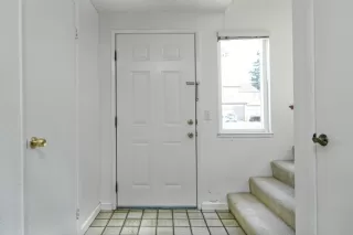 Photo #5: ML82042216 Listing 