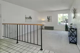 Photo #6: ML82042216 Listing 