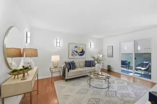 Photo #2: ML82042217 Listing 