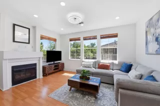 Photo #6: ML82042235 Listing