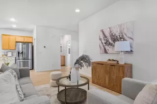 Photo #4: ML82042239 Listing 