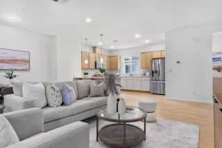 Photo #5: ML82042239 Listing 