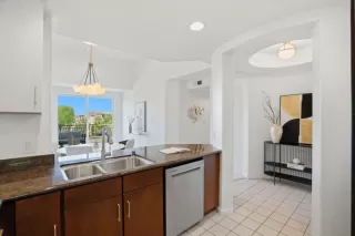 Photo #3: ML82042293 Listing 