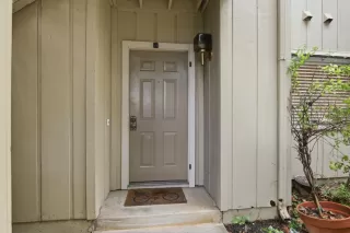 Photo #4: ML82042305 Listing 