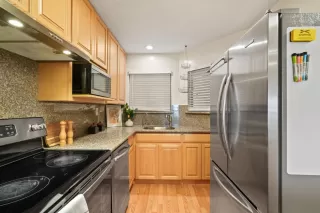 Photo #4: ML82042357 Listing 