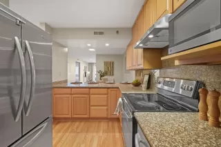 Photo #5: ML82042357 Listing 