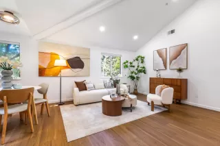 Photo #3: ML82042358 Listing 